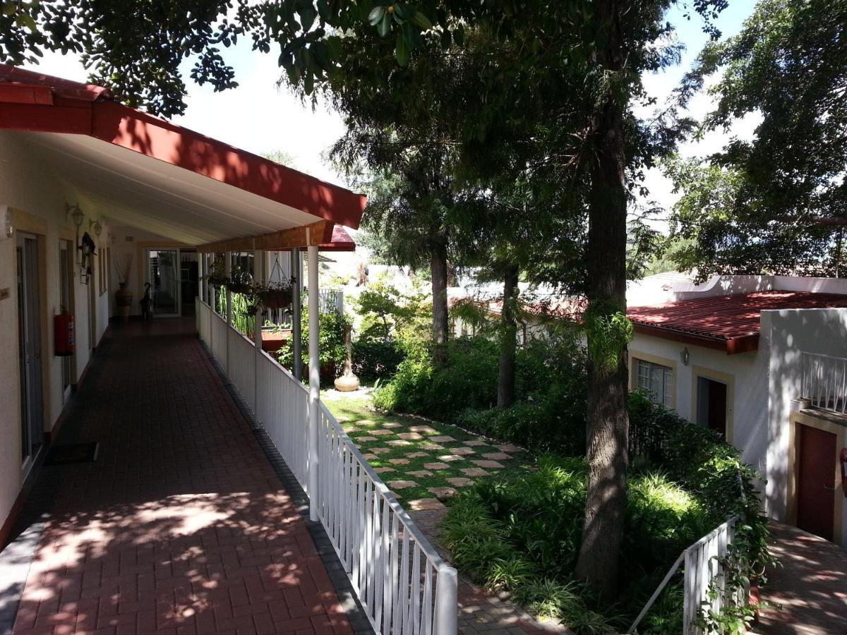 Hotel Pension Casa Africana Windhoek Kültér fotó