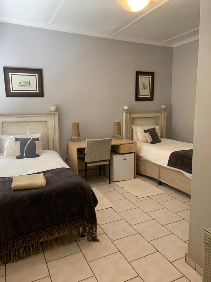 Hotel Pension Casa Africana Windhoek Kültér fotó