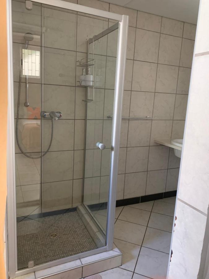 Hotel Pension Casa Africana Windhoek Kültér fotó