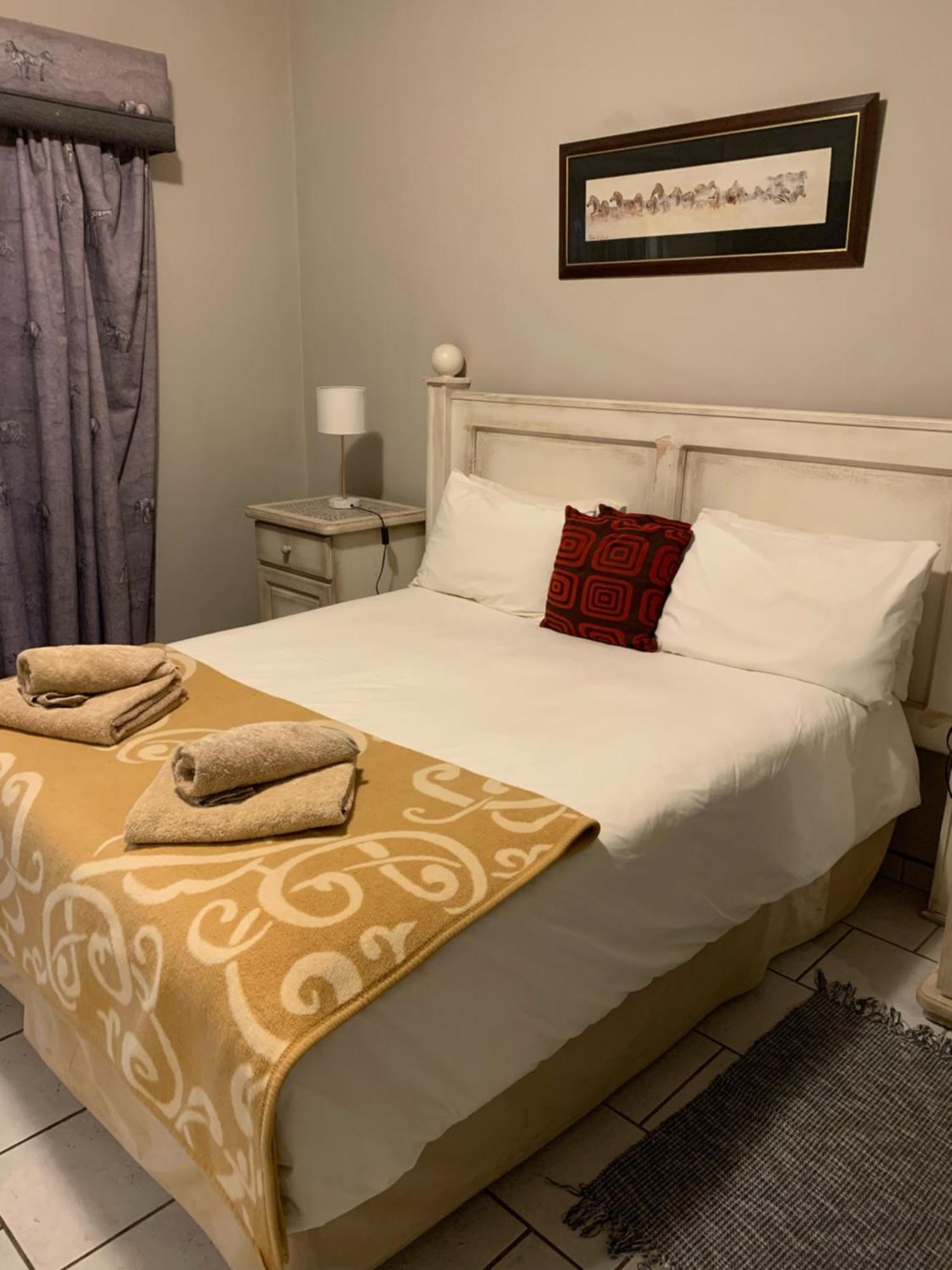 Hotel Pension Casa Africana Windhoek Kültér fotó