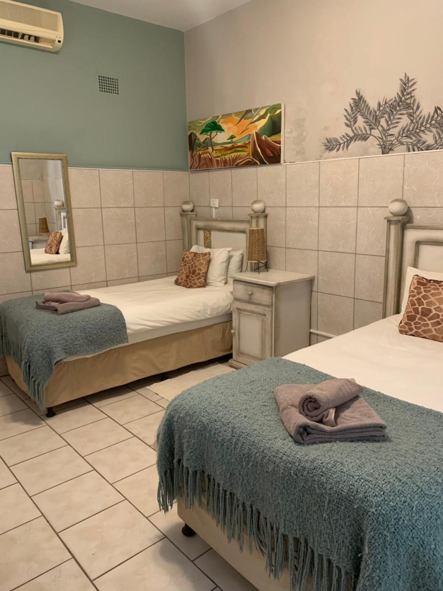 Hotel Pension Casa Africana Windhoek Kültér fotó